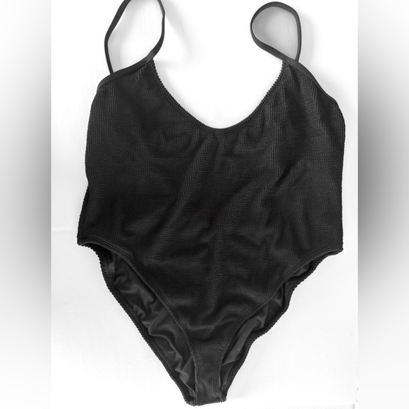 Good American Always Fits Crinkle Black Swimsuit NWOT - Picture 4 of 7